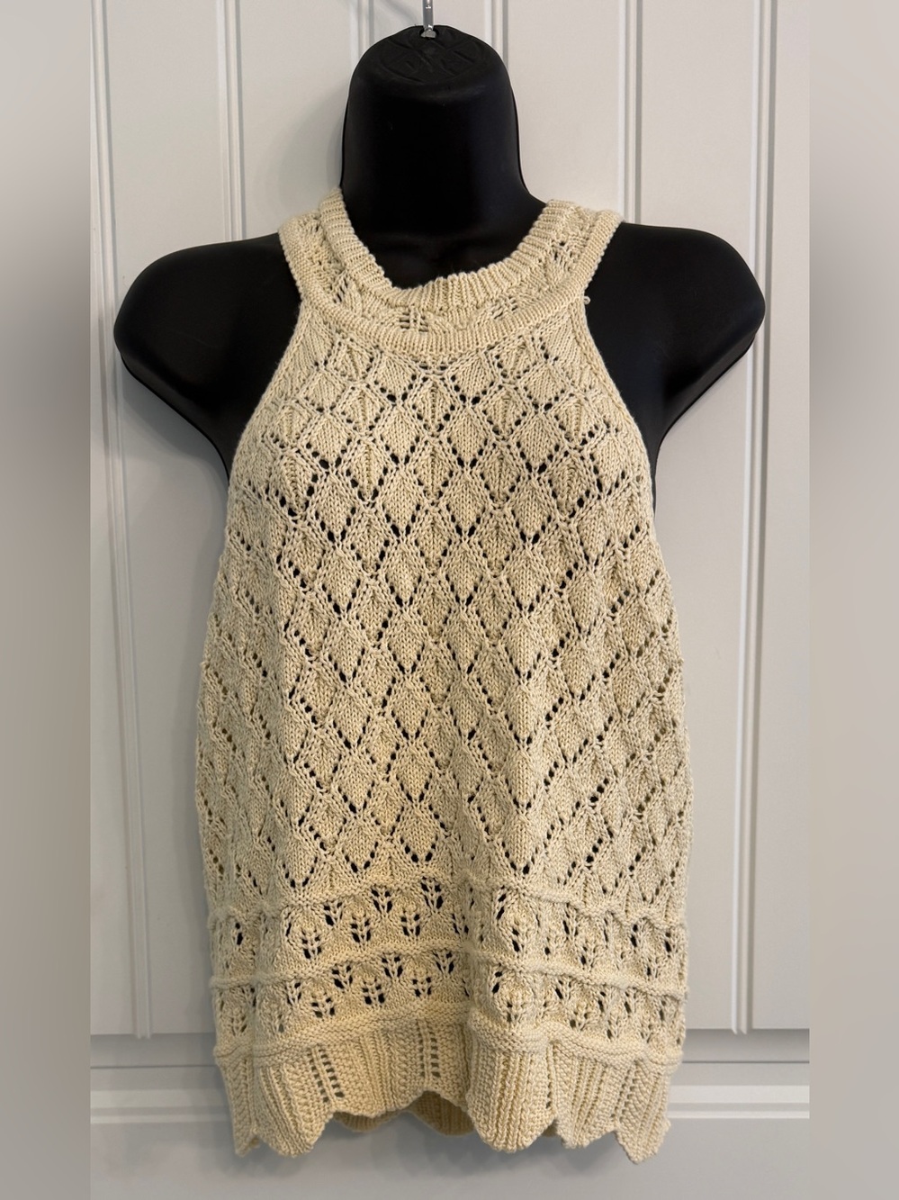NEW Pink Rose top size women’s small. Very cute!!